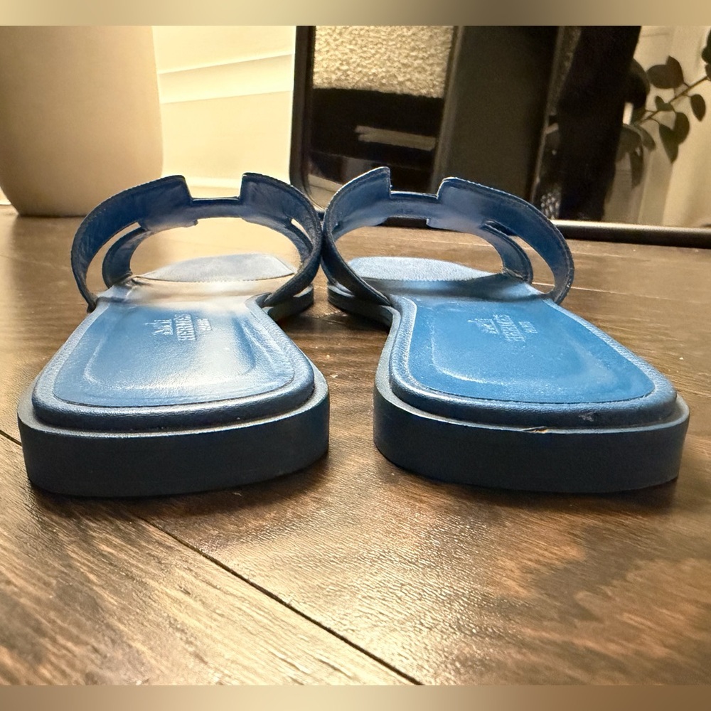 Hermes Blue Oran Sandal 100% Authentic - Picture 4 of 8